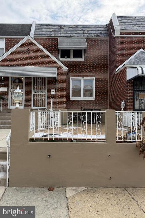 6303 Langdon St, PHILADELPHIA, PA, 19111-5807 | Card Image