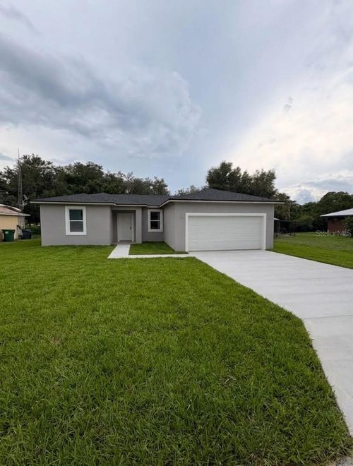 504 E Riviera St, Avon Park, FL, 33825-4242 | Card Image