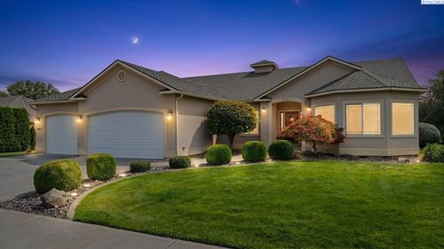 4013 W 34th Ct, Kennewick, WA, 99337-2695 | Card Image