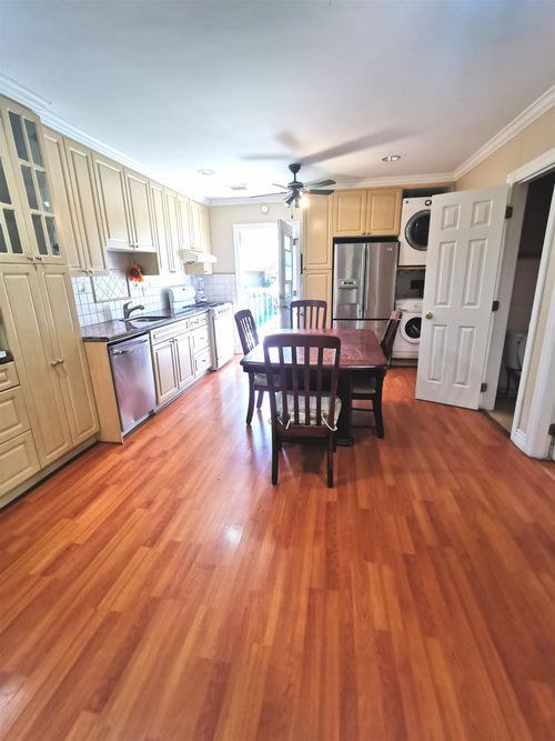 8067 French St, Vancouver, BC, V6P4V9 | Card Image