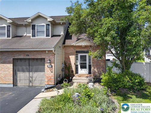 2580 Lower Way, Easton, PA, 18040-8704 | Card Image