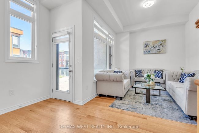 15 Quilico Rd, House attached with 5 bedrooms, 3 bathrooms and 1 parking in Vaughan ON | Image 18