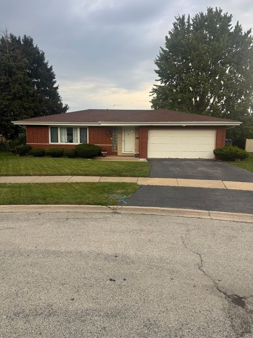 16535 Maple Ct, South Holland, IL, 60473-2255 | Card Image