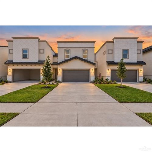 2206 Corales St, Mission, TX, 78573-8514 | Card Image