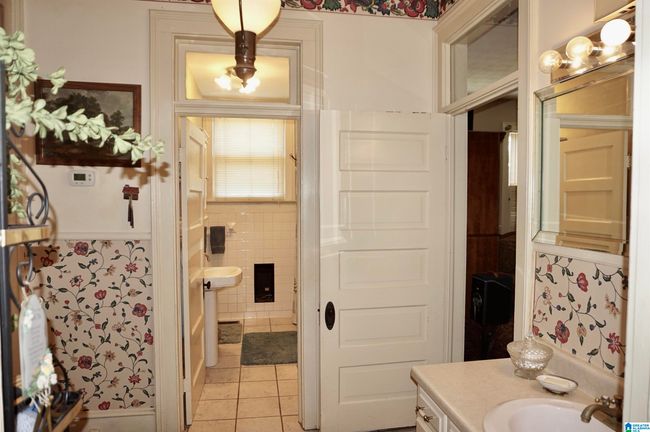 401 8 Th St Sw, House other with 4 bedrooms, 2 bathrooms and null parking in Cullman AL | Image 25