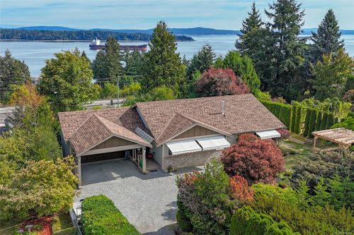 421A Walker Ave, Ladysmith, BC, V9G1V2 | Card Image