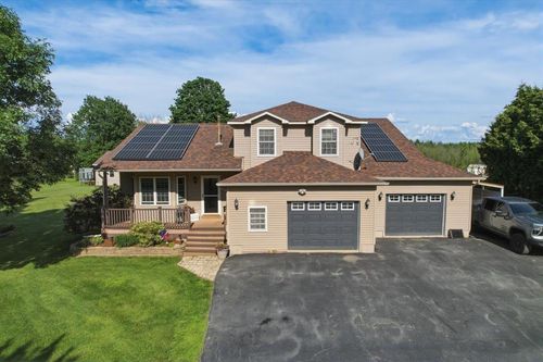 102 Pearl Street, Grand Isle, VT, 05458 | Card Image