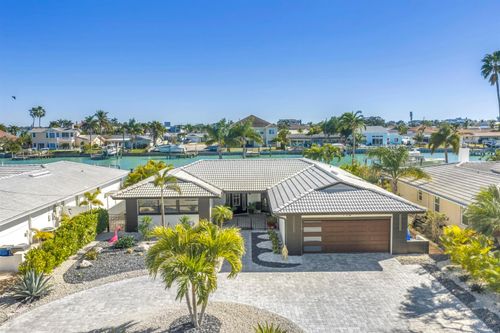 795 Capri Blvd, TREASURE ISLAND, FL, 33706-1039 | Card Image