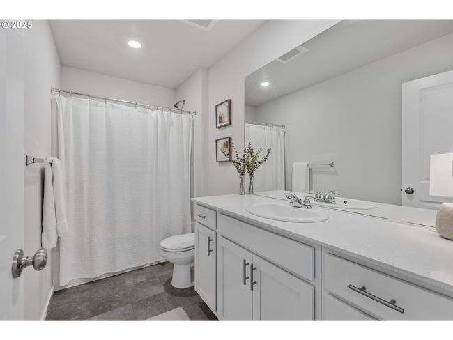 2666 26 Th Loop, House other with 4 bedrooms, 3 bathrooms and 2 parking in Springfield OR | Image 38