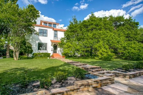 unit-2-334 Encino Ave, Alamo Heights, TX, 78209-5278 | Card Image