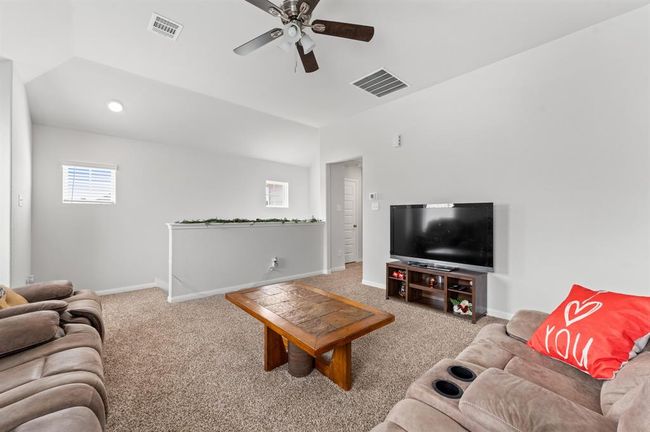 16635 Olivewood Ln, House other with 3 bedrooms, 3 bathrooms and 2 parking in Conroe TX | Image 6