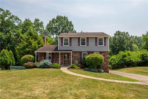 732 Thornwick Drive, Upper St Clair, PA, 15243 | Card Image