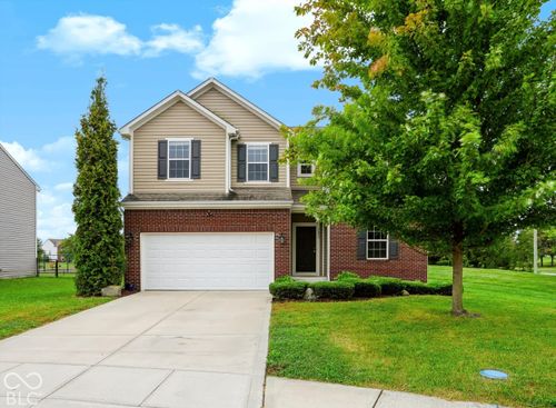 7803 Housefinch Ln, Indianapolis, IN, 46239-8005 | Card Image