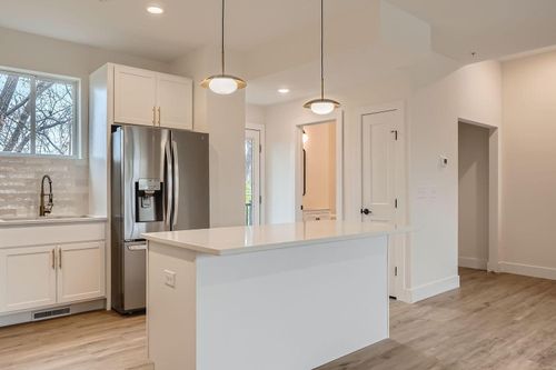 2-1995 11th Ave E, Maplewood, MN, 55109-5148 | Card Image