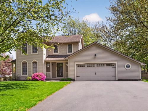 1083 Macintosh Dr, Greece, NY, 14626-4428 | Card Image