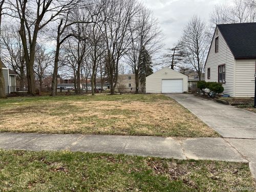 1275 University Ave, Adrian, MI, 49221-1867 | Card Image