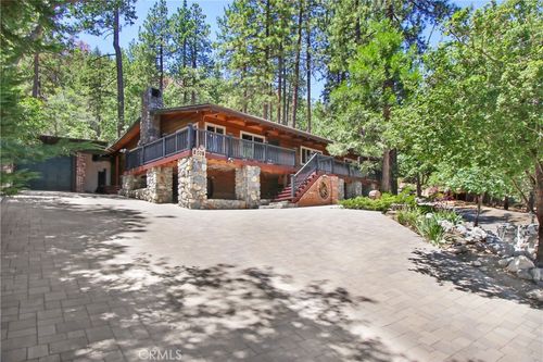 901 Mocking Bird Rd, Wrightwood, CA, 92397 | Card Image