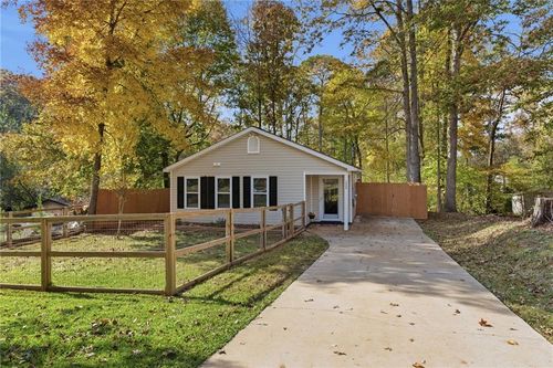 2690 Fairlane Dr, Cumming, GA, 30041-9117 | Card Image