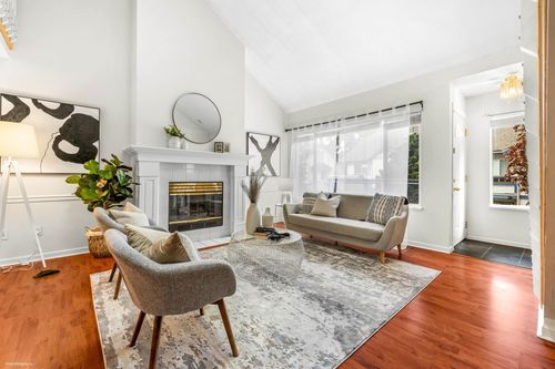 222-7837 120a St, Surrey, BC, V3W0W9 | Card Image