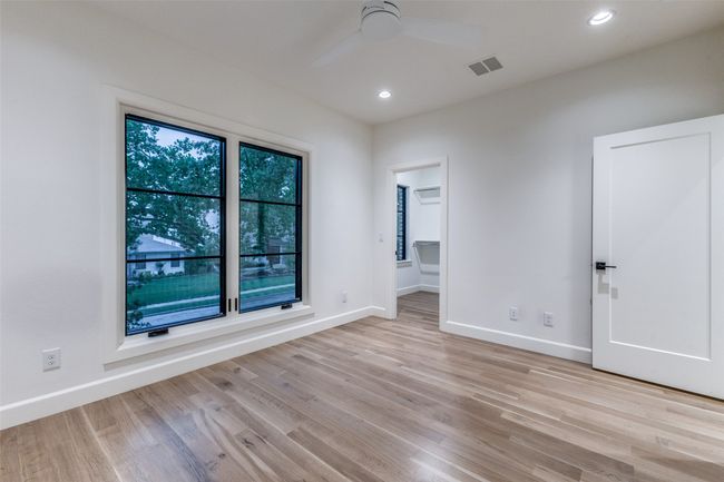 Upstairs Bedroom | Image 31