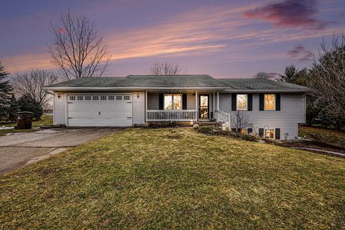 9073 Wabasis Shores Drive Ne, Greenville, MI, 48838 | Card Image