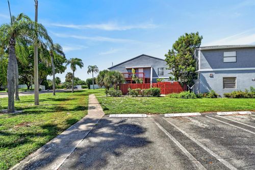 c-1 Crossings Cir, Boynton Beach, FL, 33435-1406 | Card Image