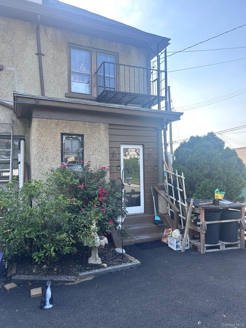 298 Highland Avenue, Peekskill, NY, 10566 | Card Image