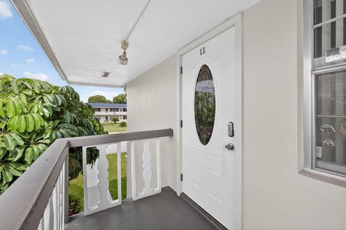 11 Kingswood A, West Palm Beach, FL, 33417-7716 | Card Image