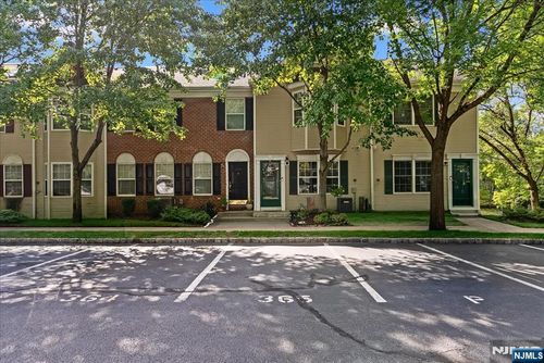2373 Phillip Ct, Mahwah, NJ, 07430-3848 | Card Image