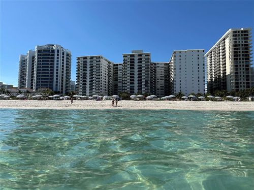 826-6039 Collins Ave, Miami Beach, FL, 33140-2251 | Card Image