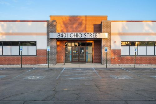 8401 Ohio, Merrillville, IN, 46410-6687 | Card Image
