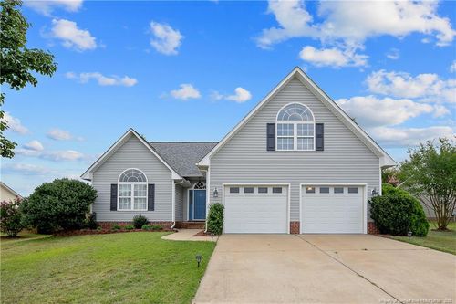 5617 Shady Pine Ct, Hope Mills, NC, 28348-2921 | Card Image