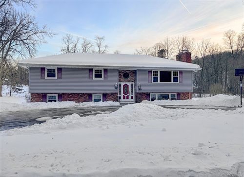 25 E Mountain Rd S, Cold Spring, NY, 10516-3810 | Card Image
