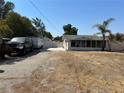 308 N Wateka St, San Jacinto, CA, 92583 | Card Image
