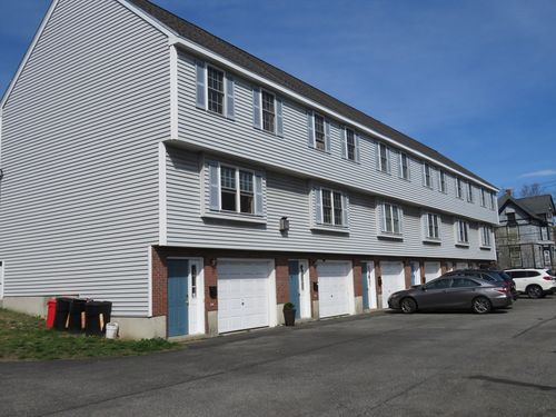 apt-1-446 Westford St, Lowell, MA, 01851-2561 | Card Image