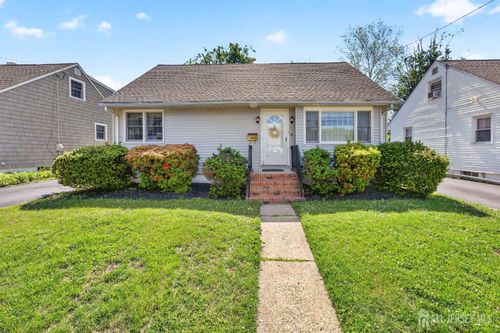 4 Gregory Dr, Hamilton, NJ, 08690-2602 | Card Image