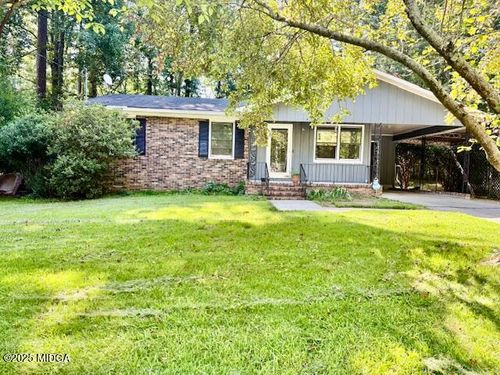 1390 Royalwyn Dr, Macon, GA, 31220-3846 | Card Image