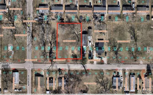 8805 Botanical Ave, Caseyville, IL, 62232-1625 | Card Image