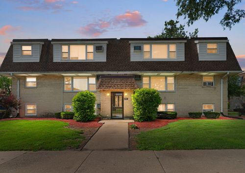 5-9907 58th St, Countryside, IL, 60525-7931 | Card Image
