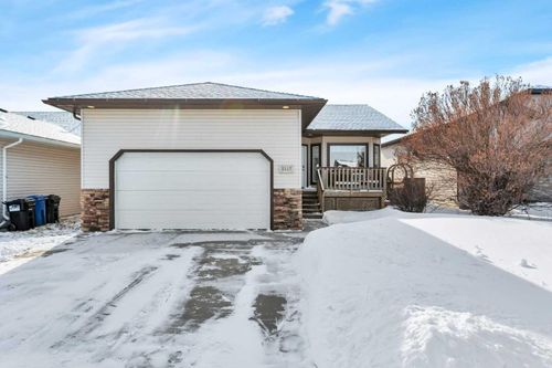2117 25 Ave, Didsbury, AB, T0M | Card Image