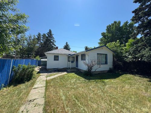 513 3 St S, Vulcan, AB, T0L0B5 | Card Image