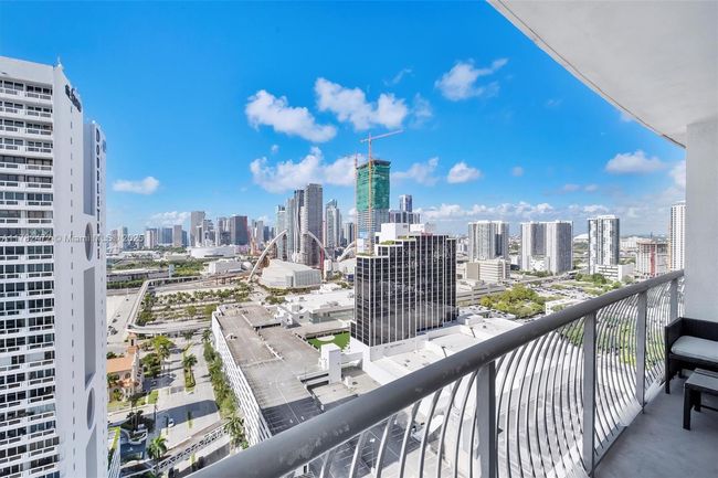 APT-3106 - 1750 Bayshore Dr, Condo with 1 bedrooms, 1 bathrooms and null parking in Miami FL | Image 6