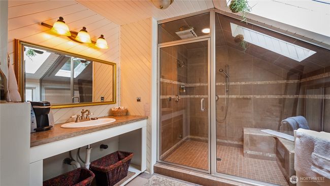 2579 W Shore Drive, House other with 8 bedrooms, 11 bathrooms and null parking in Lummi Island WA | Image 20