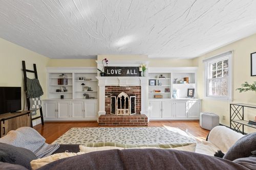 31h-39 Megansett Dr, Plymouth, MA, 02360-7512 | Card Image