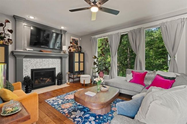 4610 Aminda St, House other with 4 bedrooms, 4 bathrooms and null parking in Shawnee KS | Image 6