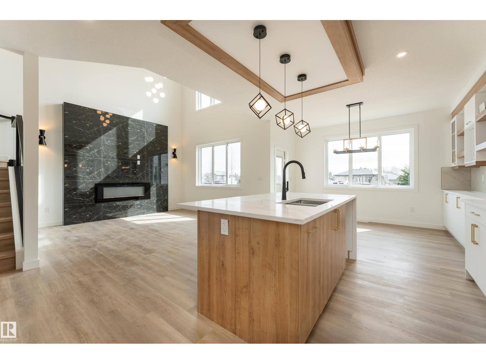 Residential in Gibbons 5