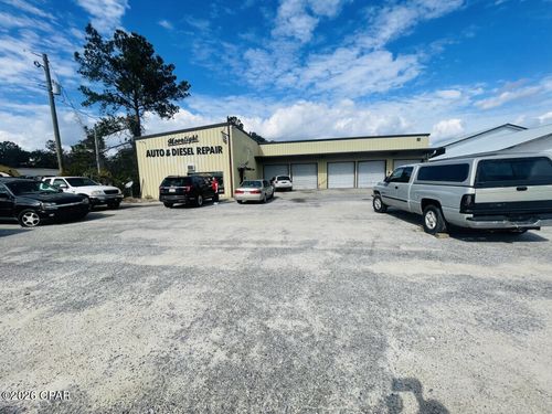 606 W Highway 90, Bonifay, FL, 32425-2524 | Card Image