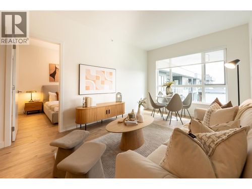 605-3596 Malsum Dr, North Vancouver, BC, V7G0B5 | Card Image