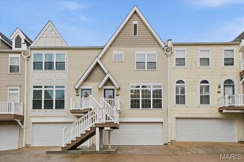 unit-3-419 S Geyer Rd, Kirkwood, MO, 63122-4162 | Card Image