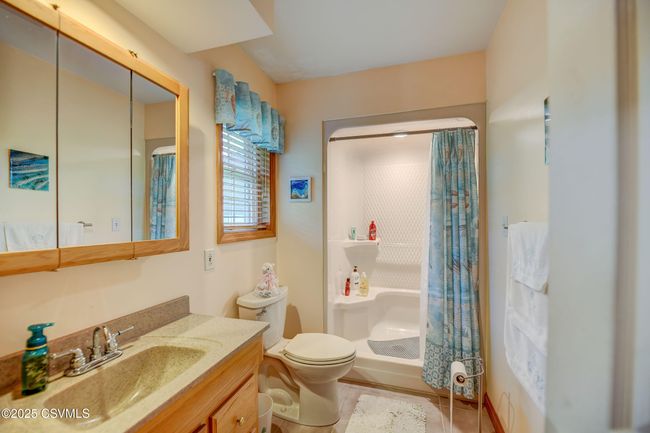 17 Makara Dr, House other with 3 bedrooms, 2 bathrooms and null parking in Drums PA | Image 36